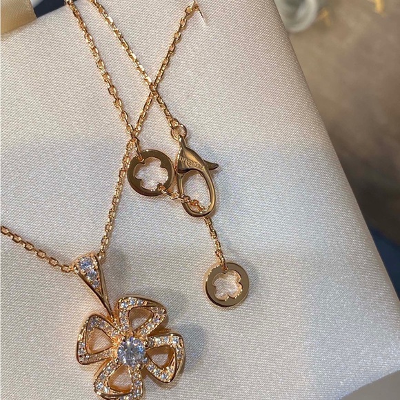 Bulgari Rose Gold Clover Necklace - Picture 7 of 8